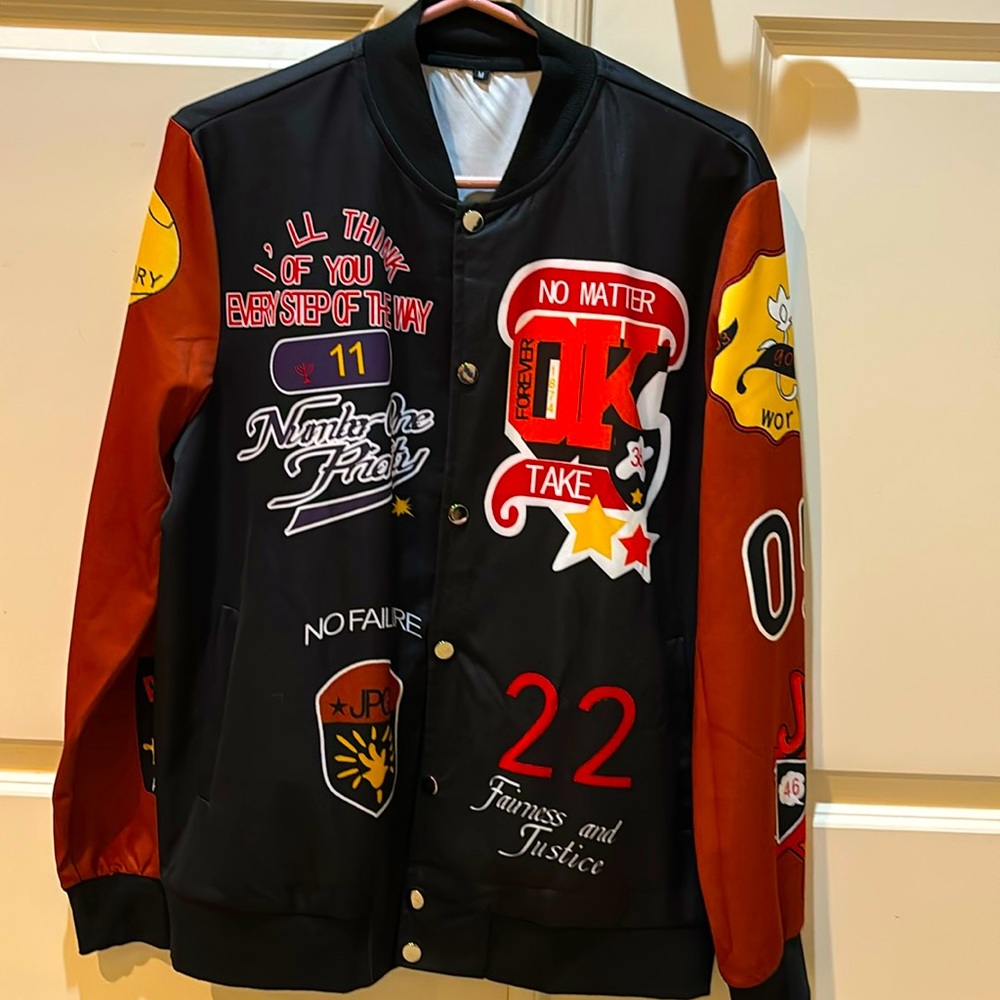 Size Medium Lightweight Jacket